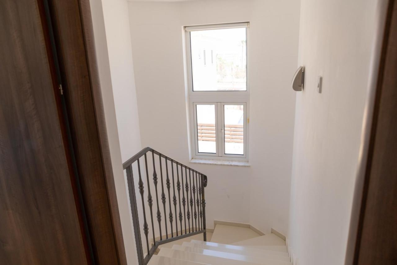 Fig Tree Villa Ekaterina 3 Bdrm Protaras Ngoại thất bức ảnh